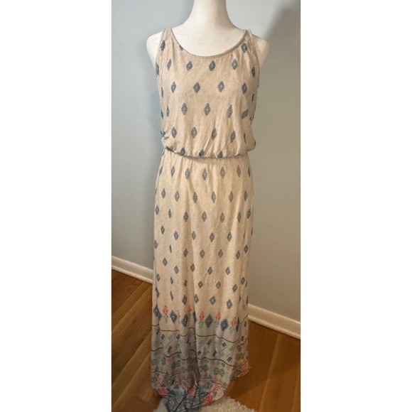 Ella Moss Maya Maxi Dress NWT Size M Boho Diamond Print Beige Blue